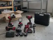 12V Çift Akülü Şarjlı Matkap Vidalama 24 Parça Setli Çift Devirli Metal Şanzıman Sağ Sol Dönüşlü Elektronik Hız Ayarlı Şarjlı Matkap - Müşteri yorum fotoğrafı 1